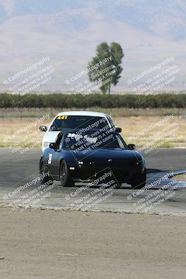 media/Sep-15-2024-Speed Ventures (Sun) [[7a54f7ed2f]]/Yellow Group/Session 1 (Outside Grapevine)/